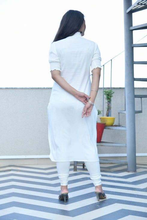 AAHELI AYRA SMOCKED-BUTTONED KURTA AAHELI AYRA SMOCKED-BUTTONED KURTA